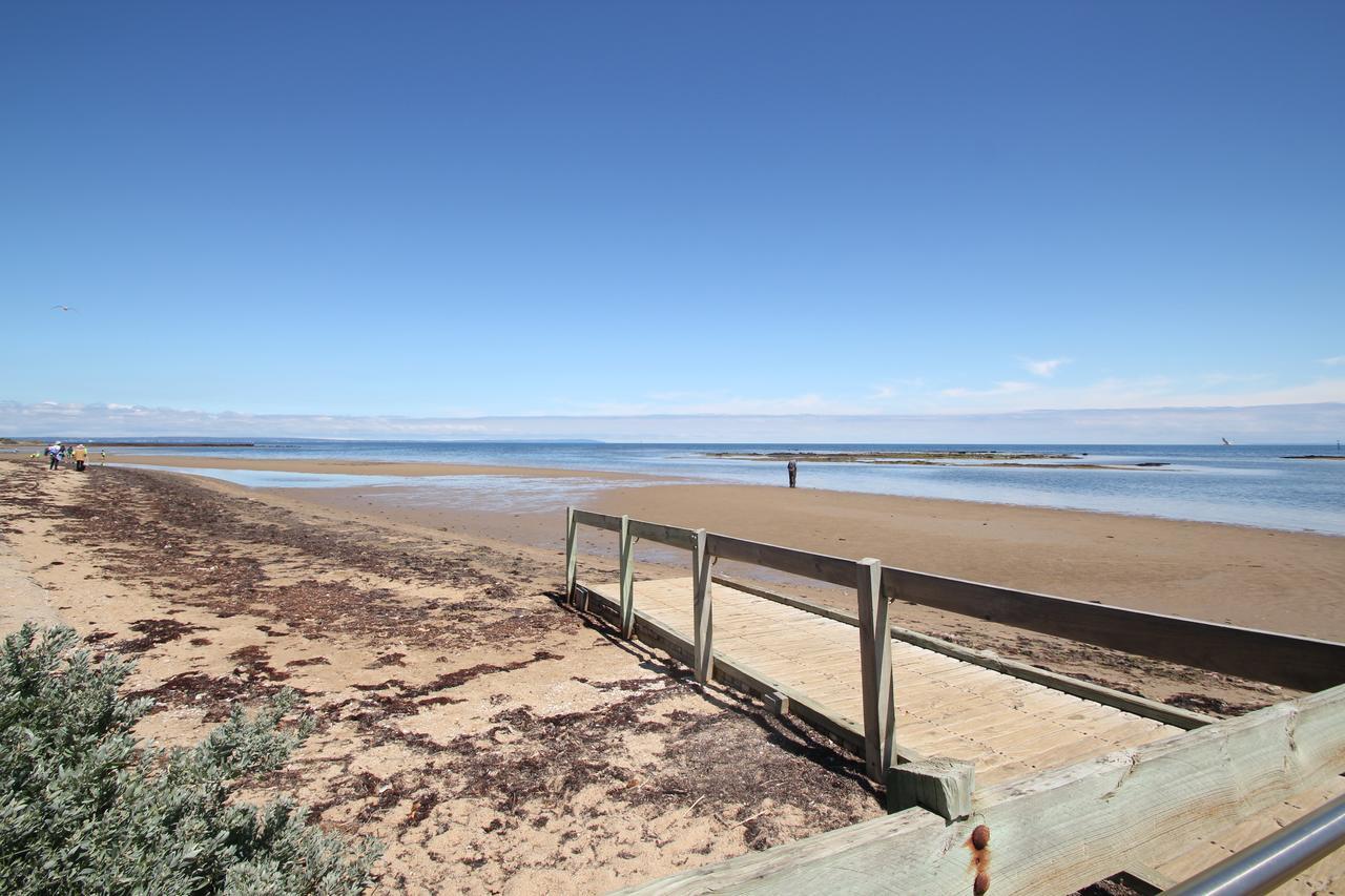 博马里斯海湾汽车旅馆 Beaumaris 外观 照片